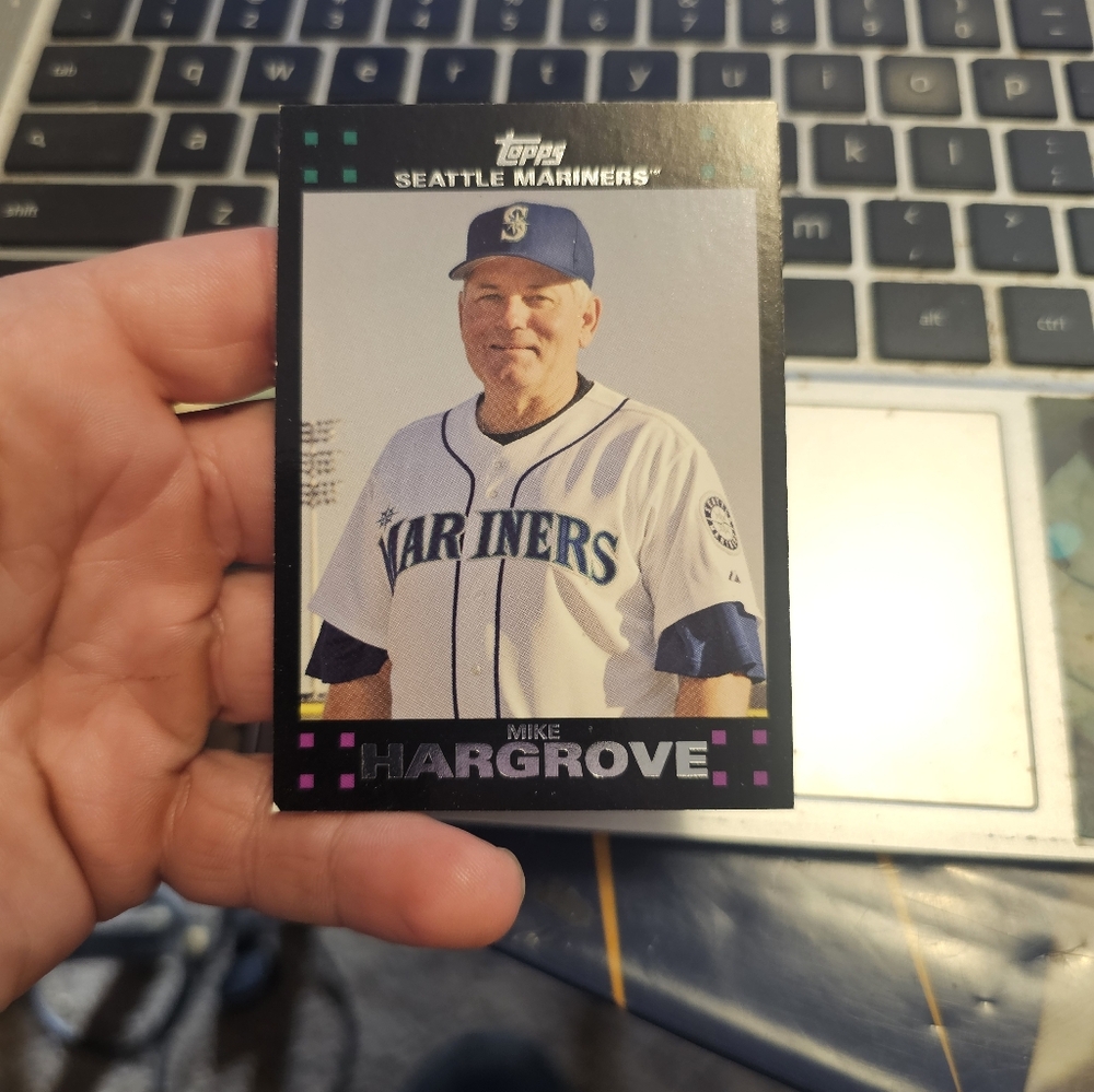 Mike Hargrove baseball card
